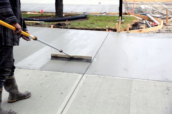 Local concrete contractor offering professional services nearby